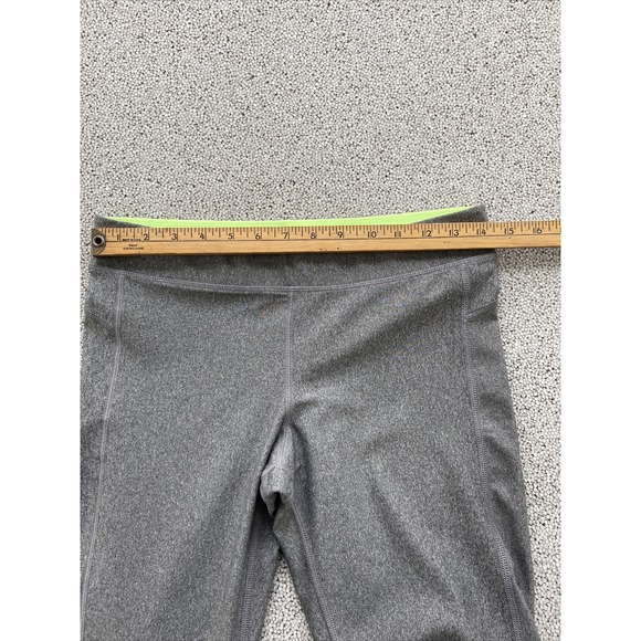 Under Armour Compression Capri Pants Women's Large Grey Lime Heat Gear - Picture 5 of 9